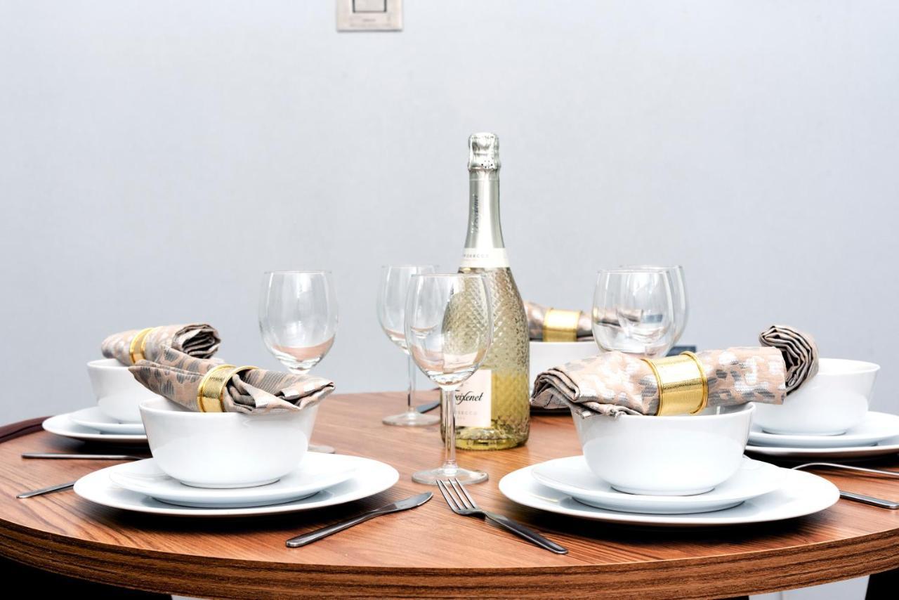 Wrexham Central Stay Apartment Seven Екстериор снимка